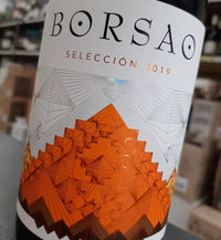 Close-up view of the Borsao Selección Tinto wine label